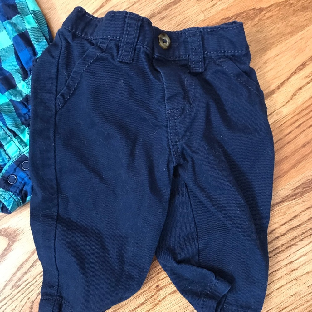 Plaid Button Infant Outfit - Picture 3 of 3